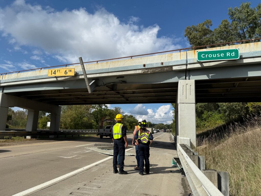 Crash US 23 Hartland Township Livingston Co Sheriff Department on Scene